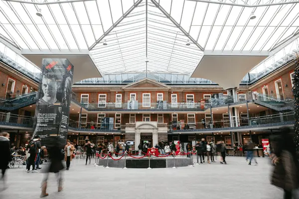 Photo of Middlesex University atrium
